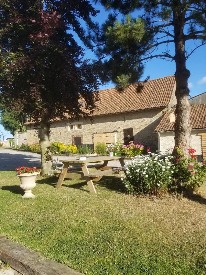 Vila Les Coquelicots Lacres Exteriér fotografie