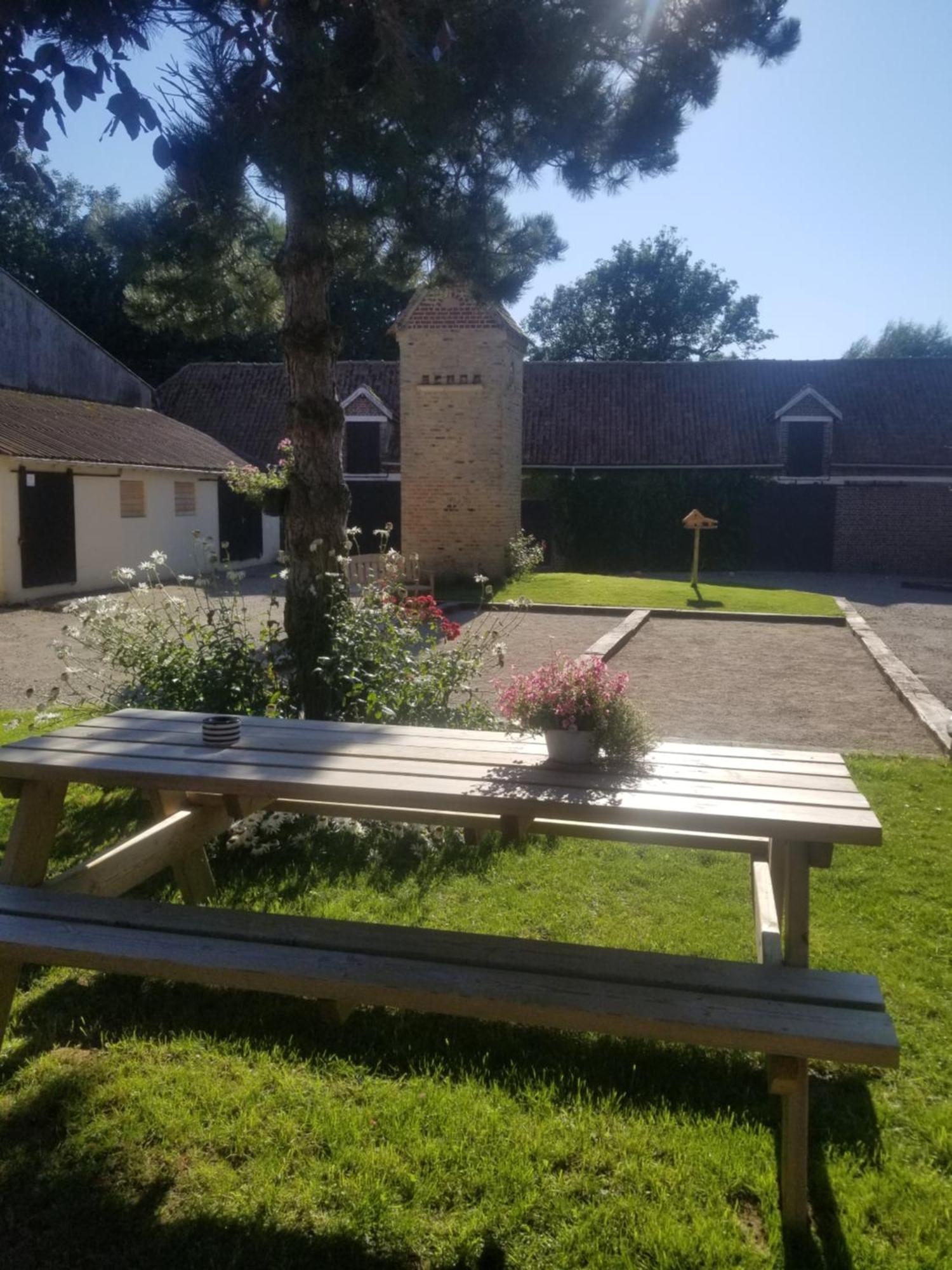 Vila Les Coquelicots Lacres Exteriér fotografie